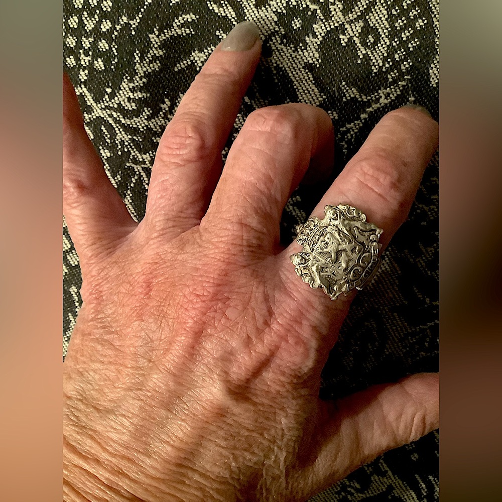 Sterling Ring,size 9 - Picture 9 of 9